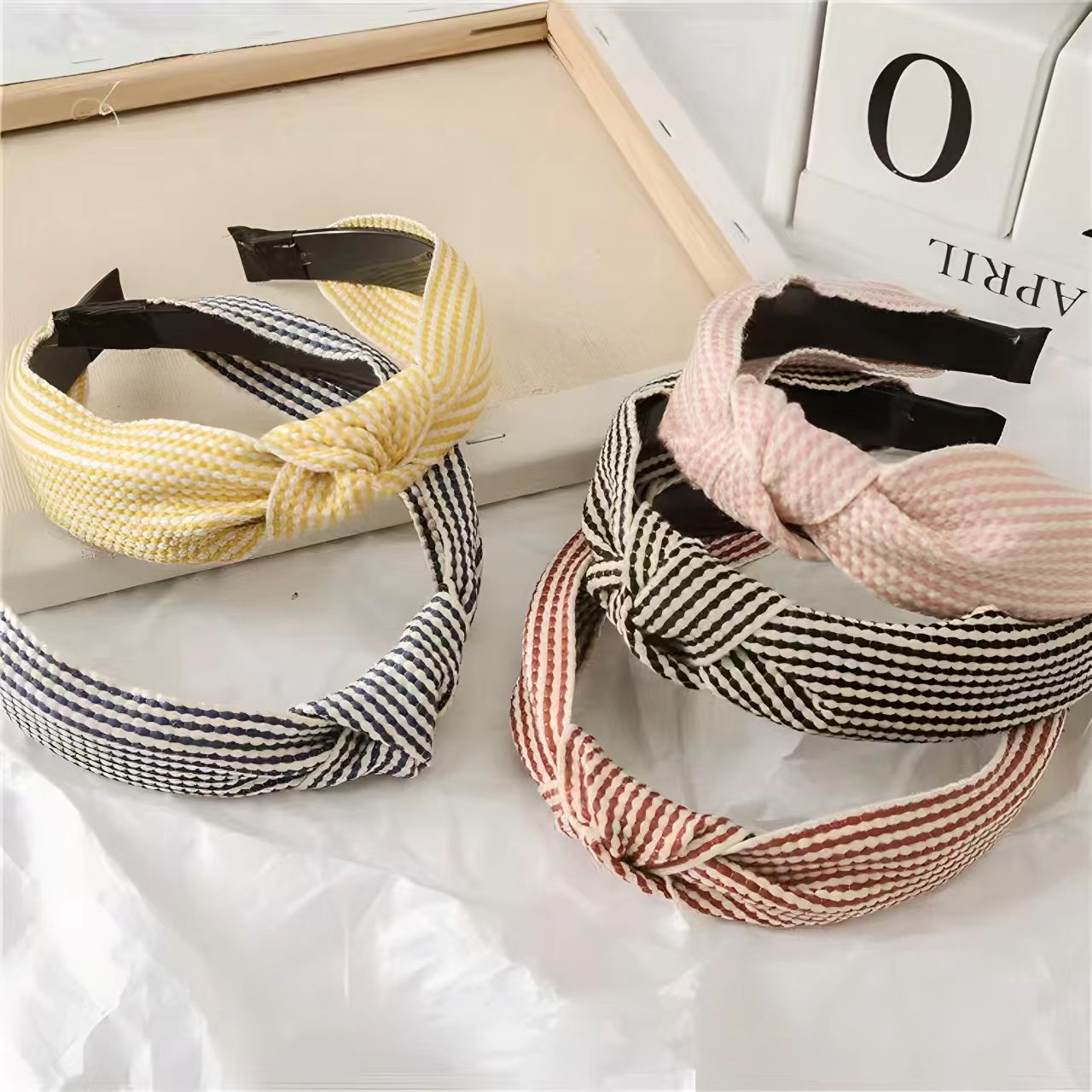 Wide Edged Checkered Headband  - Headband Summer Knit 评论和价格